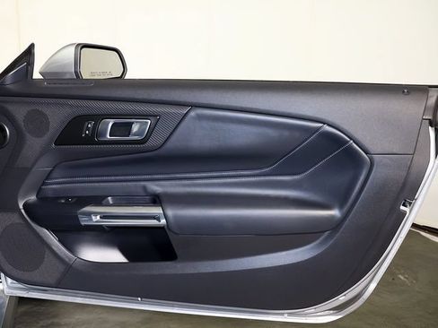 Used 2025 Ford Mustang Premium RWD image 29