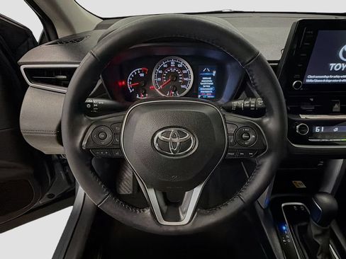 Used 2022 Toyota Corolla Cross LE AWD/4WD image 11
