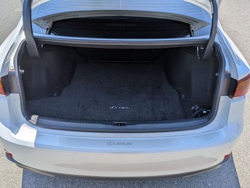 Used 2018 Lexus IS 300 w/ Accessory Package 2 RWD image 6
