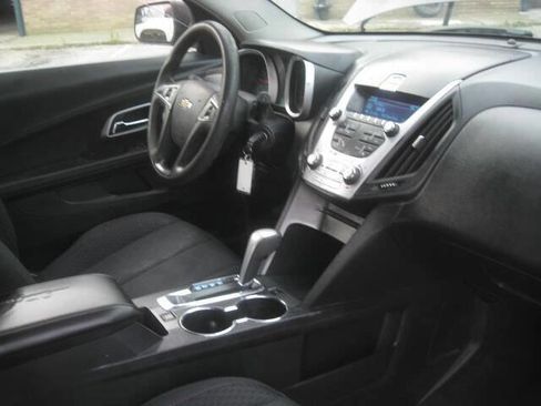 Used 2014 Chevrolet Equinox LS image 15
