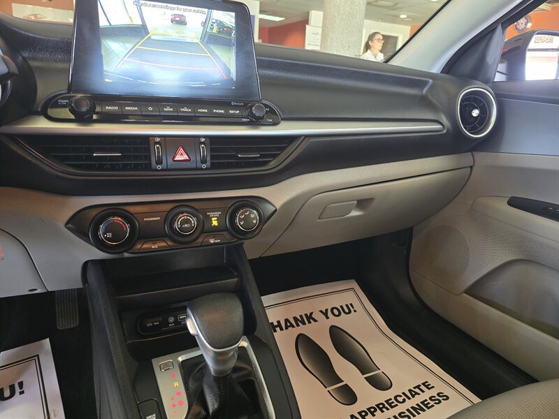 Used 2021 Kia Forte LXS FWD image 21