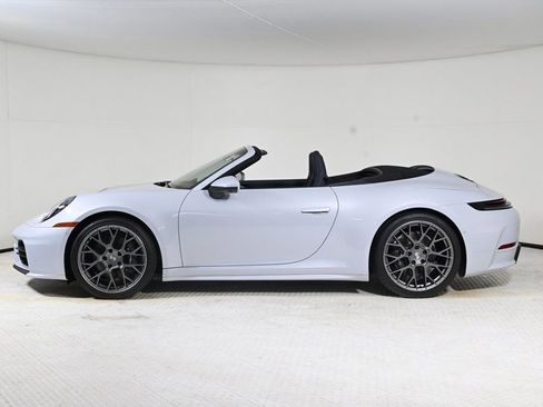 Used 2025 Porsche 911 Carrera image 2
