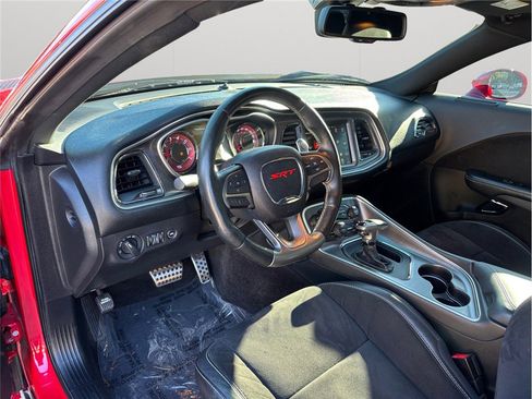 Used 2016 Dodge Challenger SRT Hellcat image 6