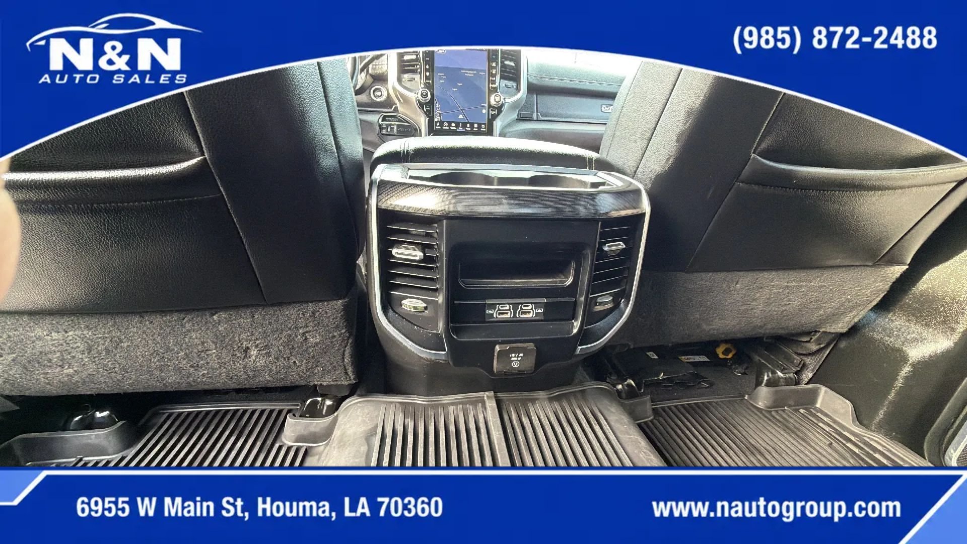 Used 2024 RAM 3500 Laramie w/ Night Edition AWD/4WD image 17