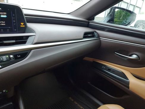 Used 2020 Lexus ES 350 w/ Premium Package FWD image 25