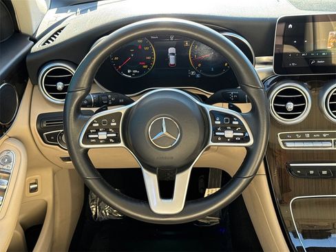 Used 2022 Mercedes-Benz GLC 300 w/ Premium Package Lite image 24