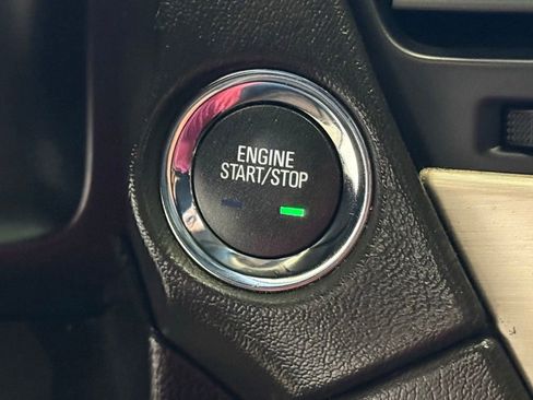 Used 2020 GMC Yukon XL Denali RWD image 39