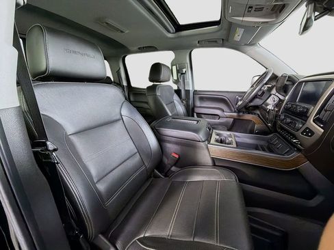 Used 2018 GMC Sierra 1500 Denali image 31