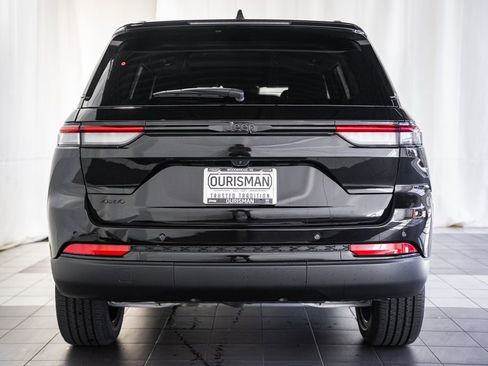 New 2025 Jeep Grand Cherokee image 5