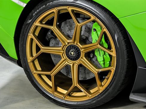 Used 2018 Lamborghini Aventador S AWD/4WD image 13