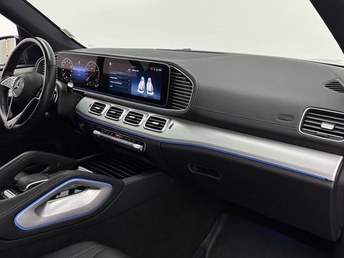Used 2024 Mercedes-Benz GLS 450 GLS 450 image 35