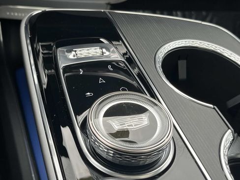 Certified 2024 Cadillac Lyriq Luxury RWD image 34