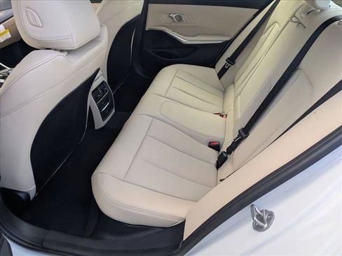 Used 2026 BMW 330i Sedan w/ Convenience Package RWD image 13