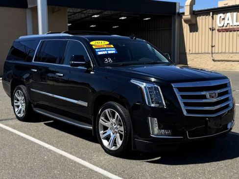 Used 2015 Cadillac Escalade ESV Premium AWD/4WD image 3