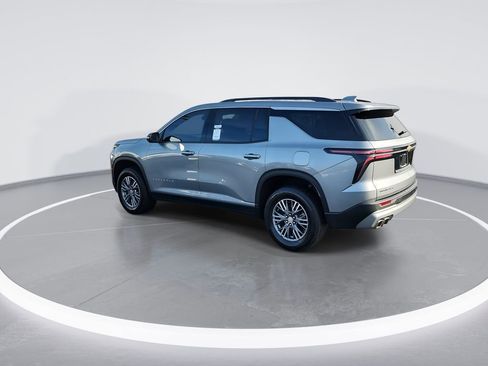 Certified 2024 Chevrolet Traverse LT image 6