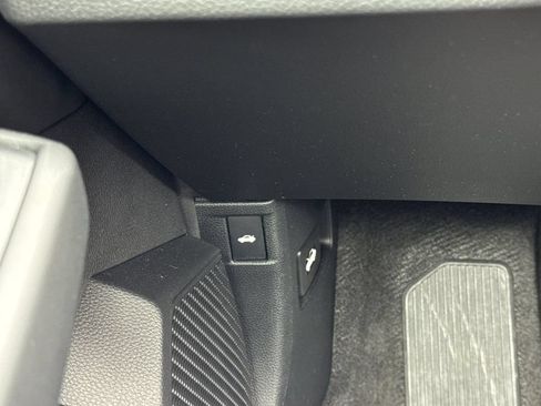 Certified 2025 Honda Accord SE image 32