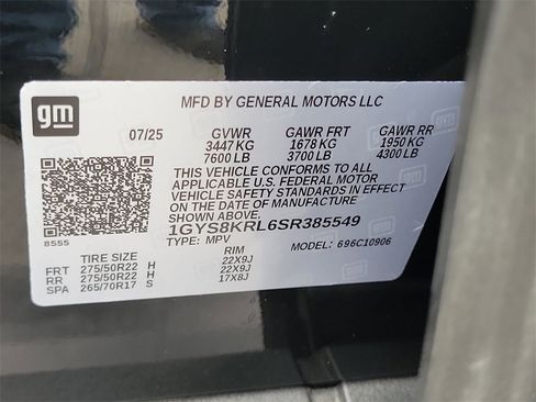 Used 2025 Cadillac Escalade ESV Premium Luxury image 34