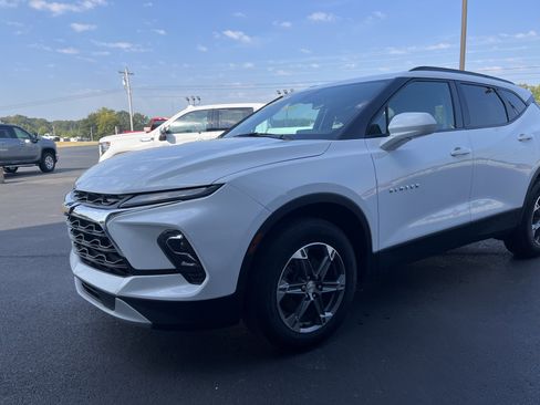 Used 2023 Chevrolet Blazer LT w/ Convenience Package image 1