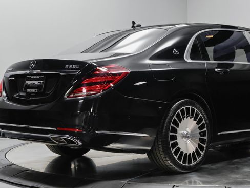 Used 2019 Mercedes-Benz Maybach S 560 4MATIC image 16