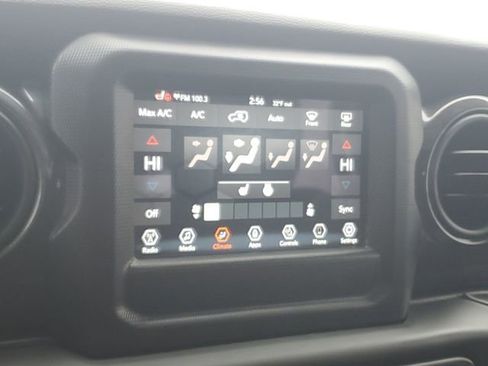 Used 2021 Jeep Wrangler Unlimited Sport image 16