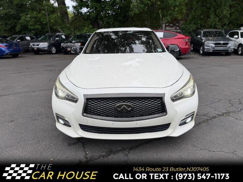 Used 2017 INFINITI Q50 3.0t Premium w/ 3.0T Premium Plus Package AWD/4WD image 4