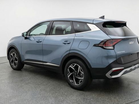 Used 2025 Kia Sportage LX AWD/4WD image 6