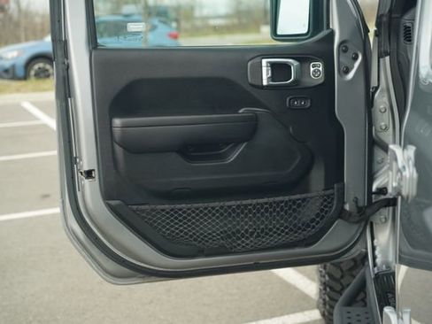 Used 2020 Jeep Wrangler Unlimited Sport image 14