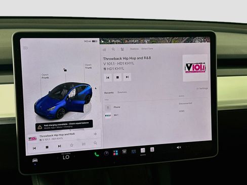 Used 2024 Tesla Model Y Long Range AWD/4WD image 19