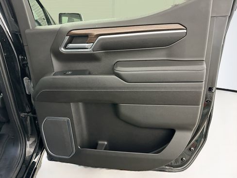 Used 2023 Chevrolet Silverado 1500 LT image 31