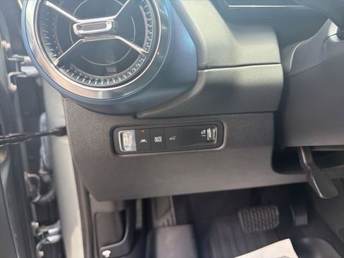 Used 2024 Chevrolet Equinox EV LT FWD image 26