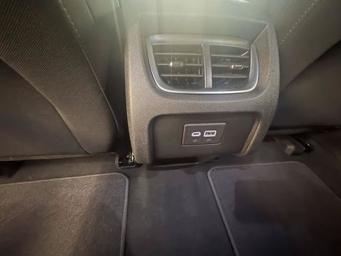Used 2021 Chevrolet Blazer LT FWD image 20