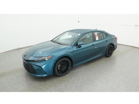 New 2026 Toyota Camry LE image 1