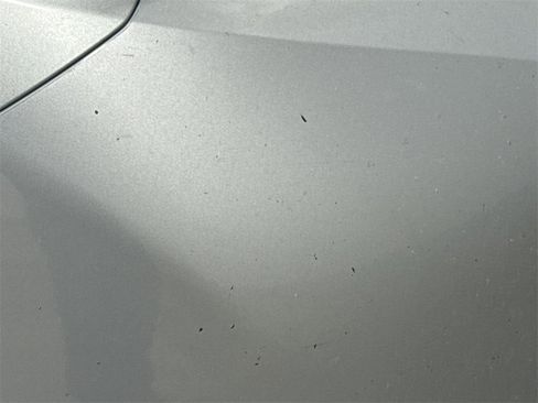 Used 2016 Toyota Sienna LE image 32