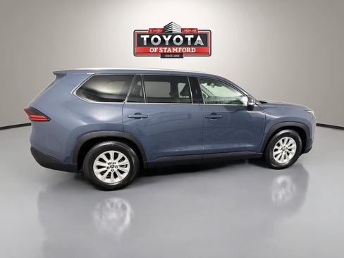 Certified 2025 Toyota Grand Highlander FWD image 8