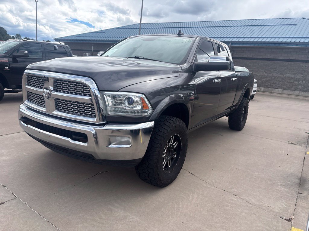 Used 2014 RAM 2500 Laramie AWD/4WD image 2