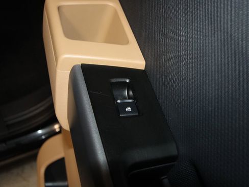 Used 2023 Ford F150 XLT image 27