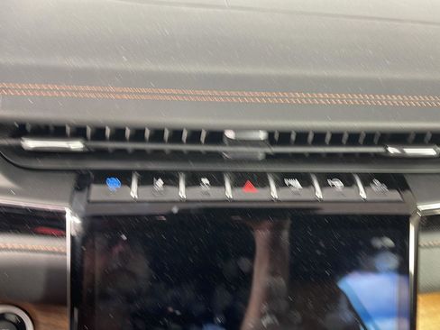 Used 2024 Jeep Grand Cherokee Summit AWD/4WD image 19