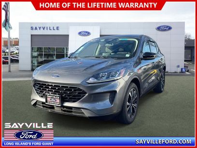 Used 2022 Ford Escape SE w/ SE Sport Appearance Package