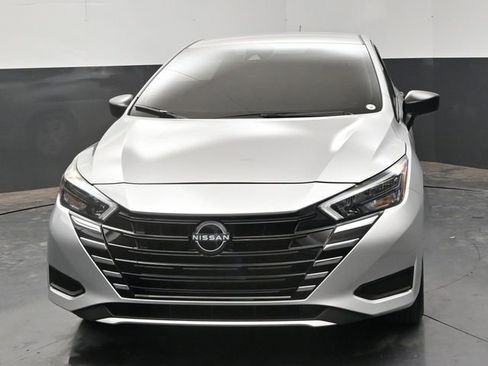 Used 2025 Nissan Versa S w/ Trunk Package FWD image 3