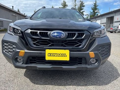 Used 2025 Subaru Outback Wilderness AWD/4WD image 26