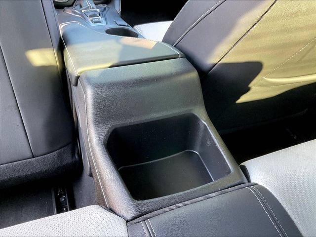Used 2023 Chevrolet Camaro LT w/ Technology Package RWD image 12