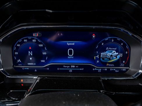 Used 2024 Chevrolet Silverado 3500 High Country w/ High Country Premium Package image 20