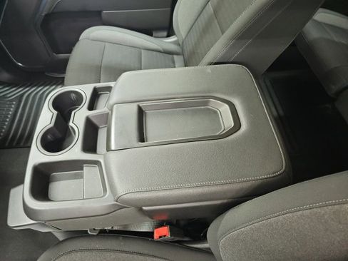 Used 2024 Chevrolet Silverado 1500 LT image 4