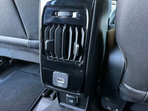 Used 2025 Jeep Compass Limited image 24