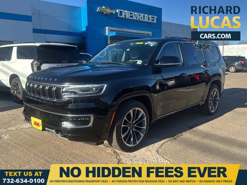 Used 2023 Jeep Wagoneer Series III w/ Premium Group I image 1