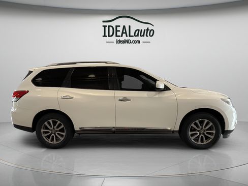 Used 2014 Nissan Pathfinder SL AWD/4WD image 15