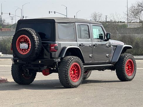 Used 2021 Jeep Wrangler Unlimited Rubicon image 5