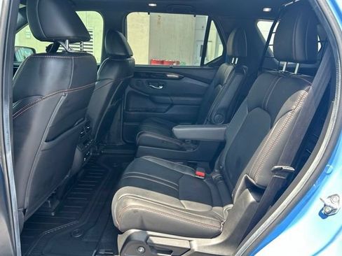 Used 2024 Honda Pilot TrailSport image 20