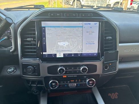 Used 2022 Ford F350 King Ranch w/ King Ranch Ultimate Package AWD/4WD image 12