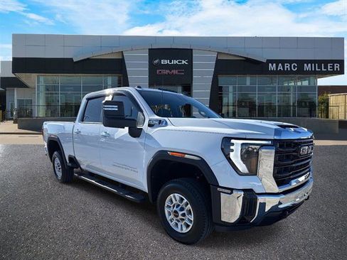 Used 2024 GMC Sierra 2500 Pro w/ Convenience Package image 1